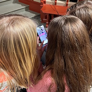 Digital vandring for barn