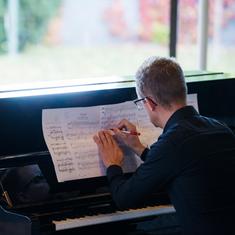 Salmer i livet - suppleringssalmer i en salmedatabase