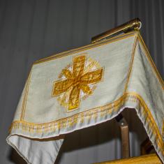 Vedlikehold av liturgiske tekstiler og klærklær