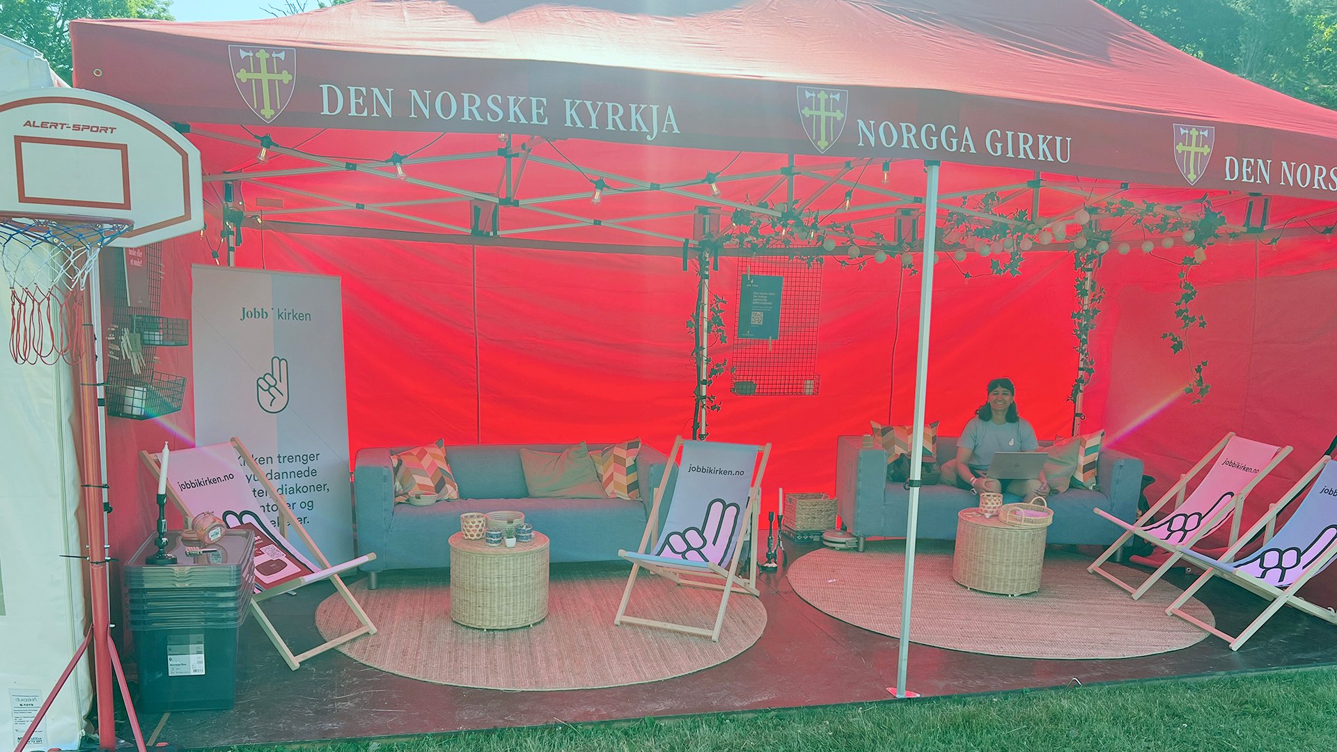 Bli med på sommerstevne!